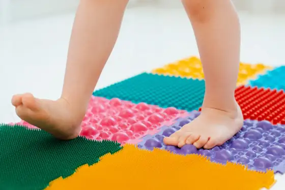 Pies planos en niños, cuándo preocuparse y qué hacer